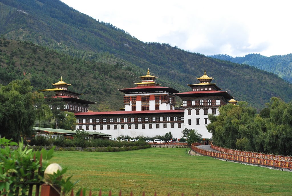 BHUTAN TOUR TRAVEL PACKAGES